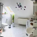 Ferienwohnungen&campingfässer Am Kunstteich Wettelrode