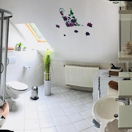Ferienwohnungen&campingfässer Am Kunstteich