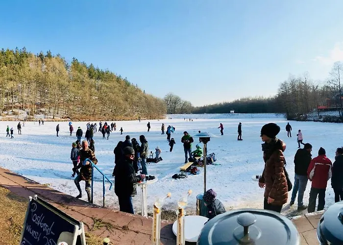 & Campingfaesser Am Kunstteich * Wettelrode